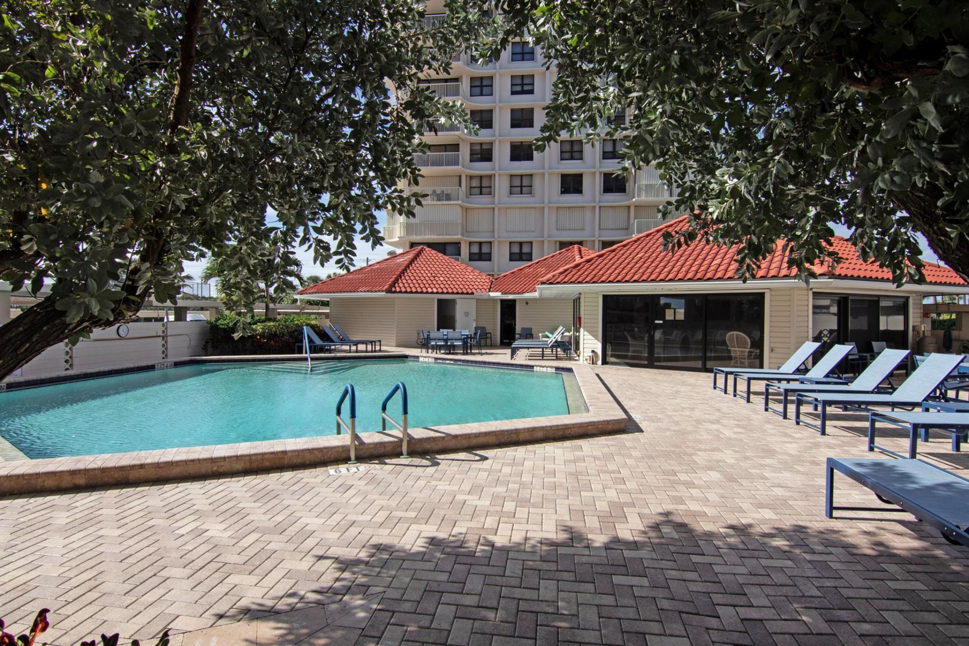 5480 N Ocean Drive, Unit A1d, Singer Island, FL 33404 Photo