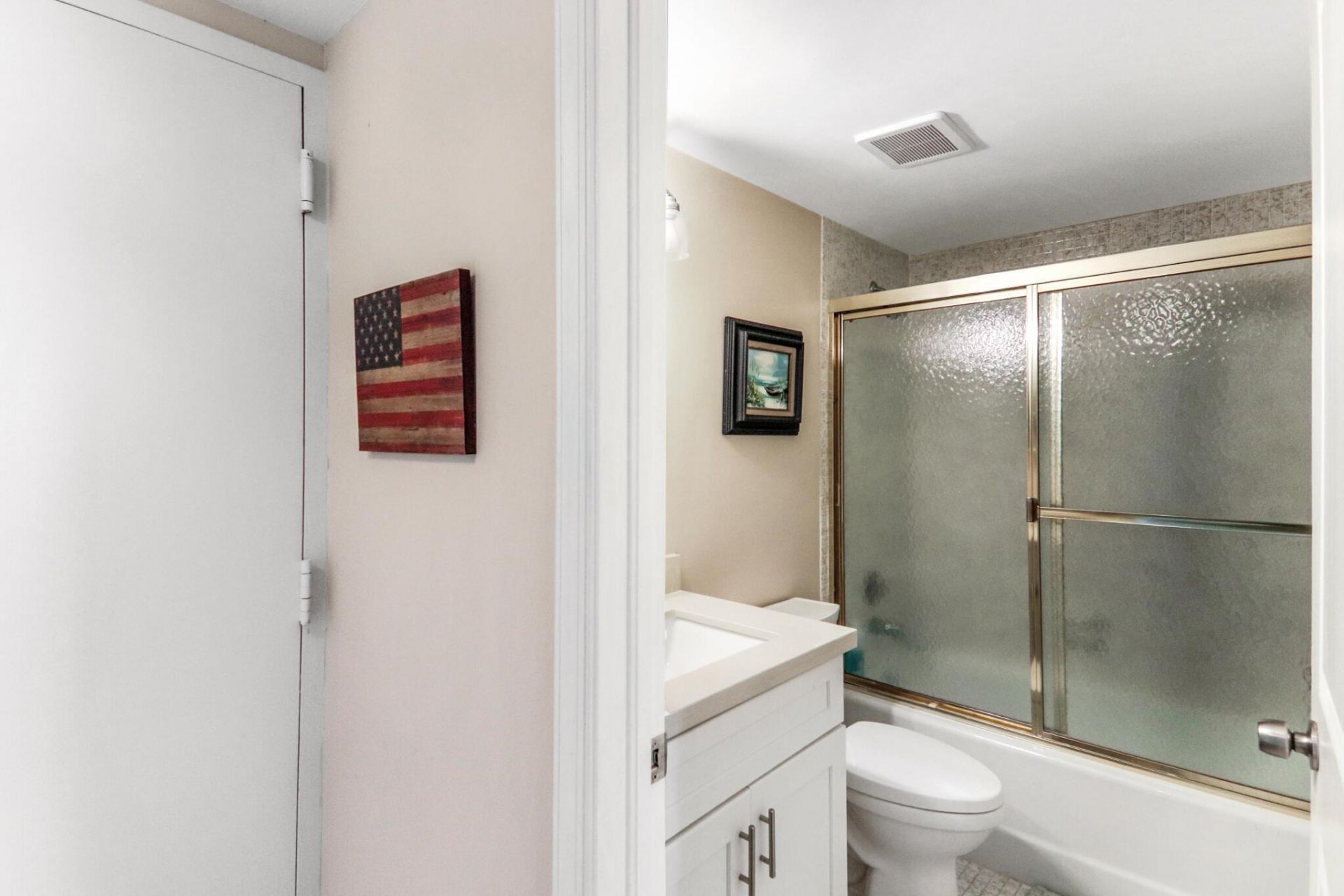 5480 N Ocean Drive, Unit A1d, Singer Island, FL 33404 Photo