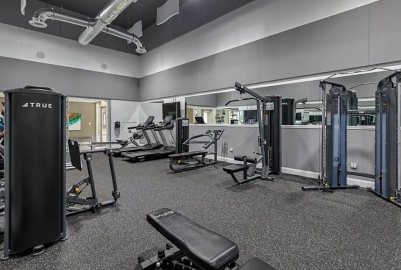 800 The Pointe Drive, West Palm Beach, FL 33409 Photo