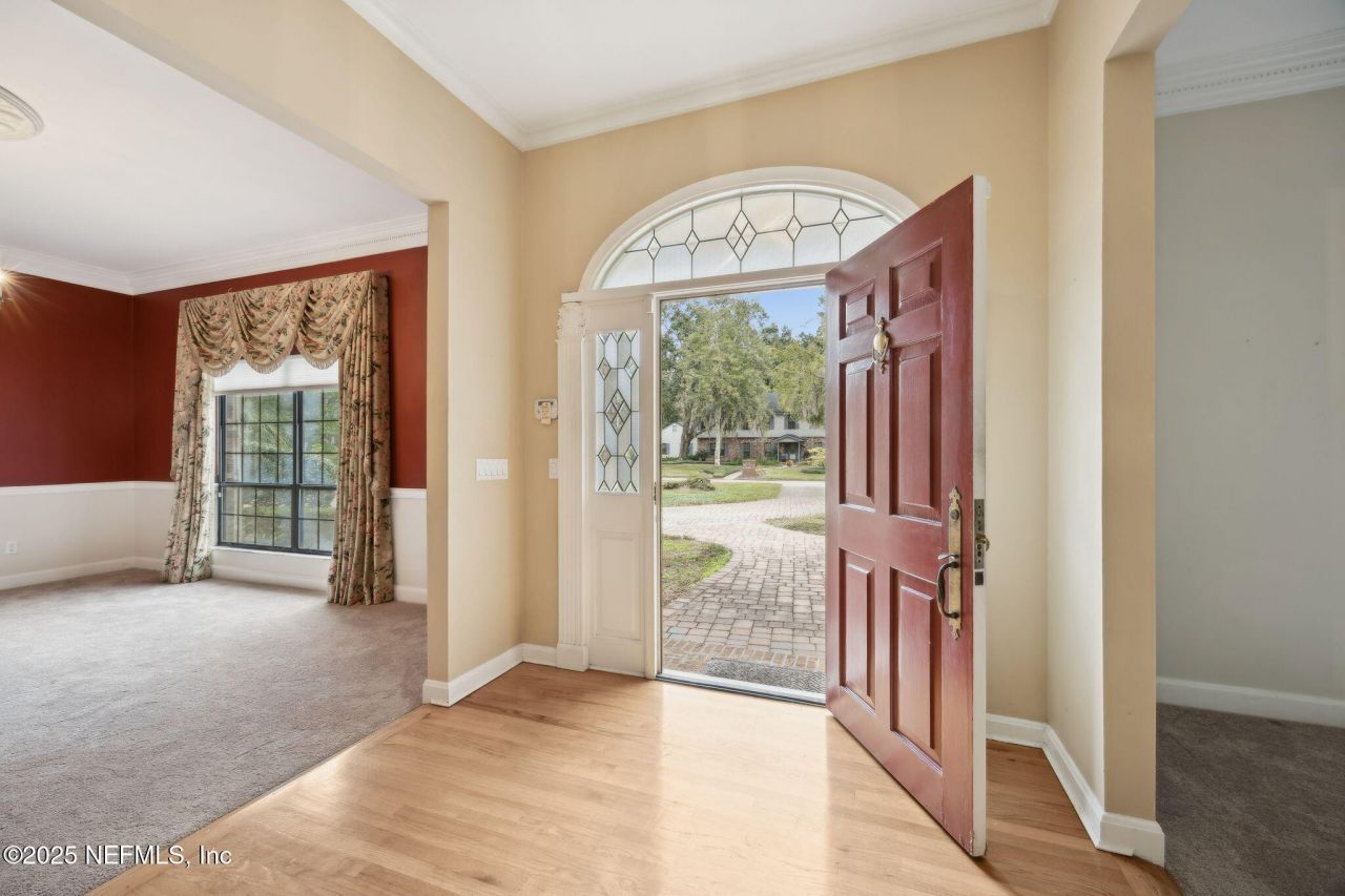 1326 Riverplace Drive, Jacksonville, FL 32223 Photo