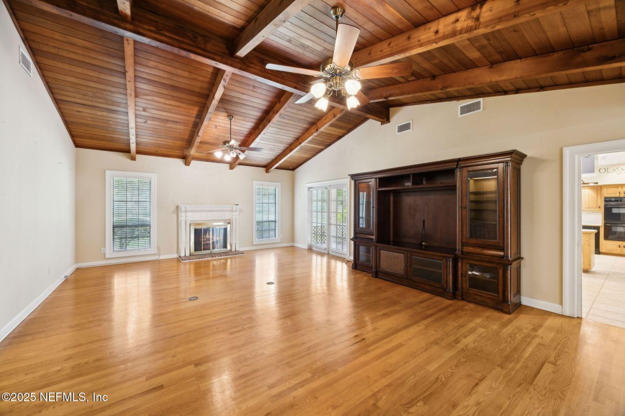 1326 Riverplace Drive, Jacksonville, FL 32223 Photo