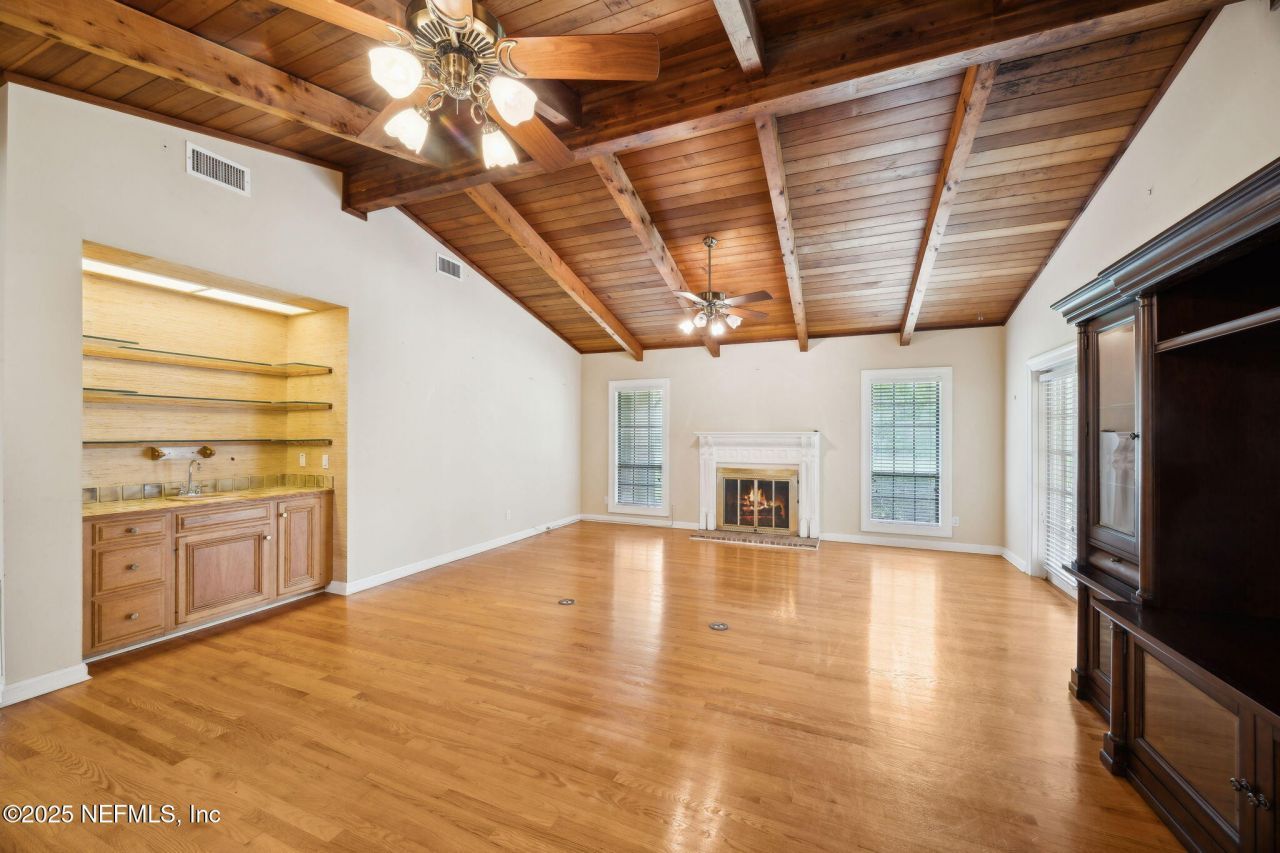 1326 Riverplace Drive, Jacksonville, FL 32223 Photo