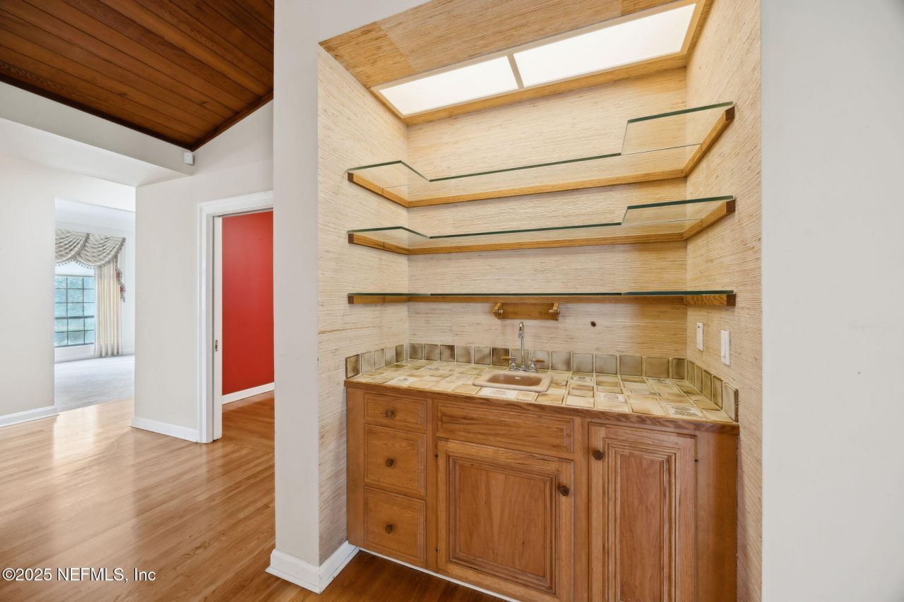 1326 Riverplace Drive, Jacksonville, FL 32223 Photo