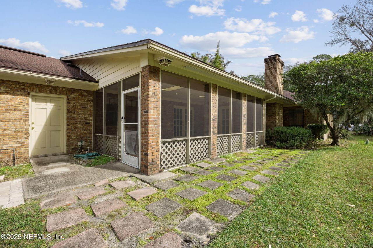 1326 Riverplace Drive, Jacksonville, FL 32223 Photo