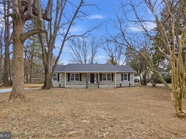 192 E BANBURY ROAD, TAPPAHANNOCK, VA 22560
