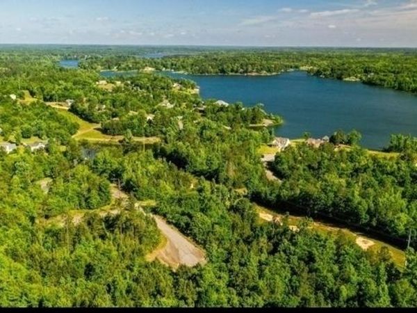 2278 Lake Helen Court, Lizella, GA 31052