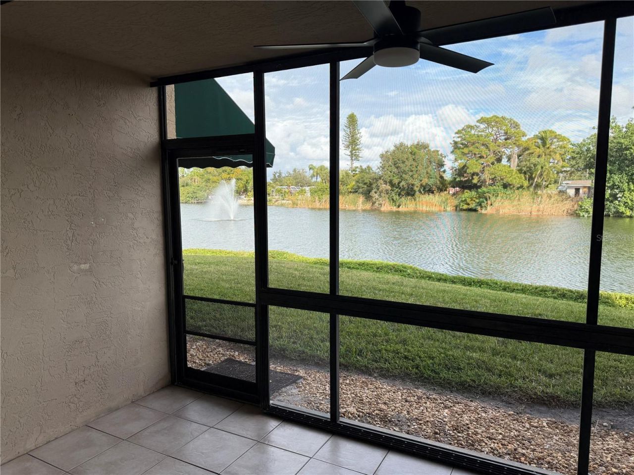 5697 Ashton Lake Drive, Unit 6, Sarasota, FL 34231 Photo