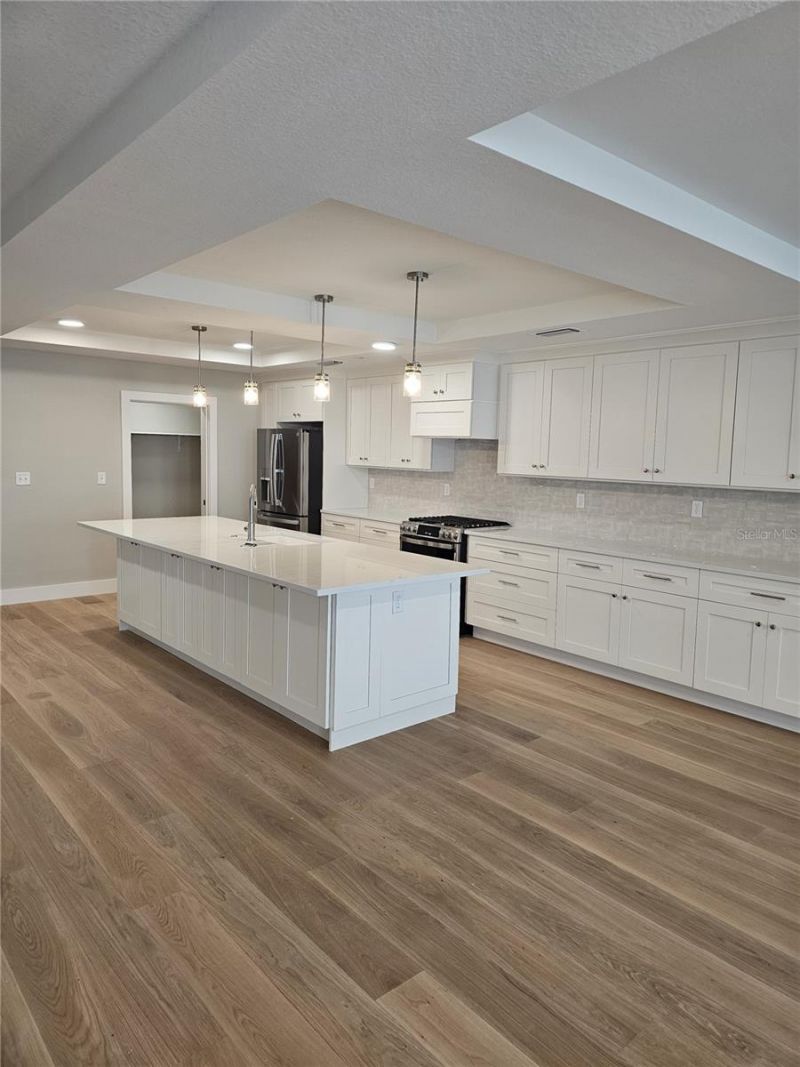 14048 Gulf Boulevard, Unit 301, Madeira Beach, FL 33708 Photo