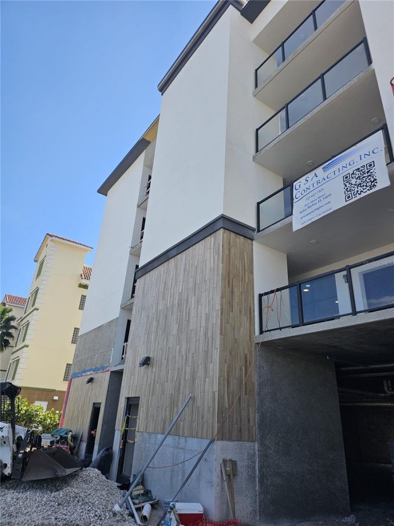 14048 Gulf Boulevard, Unit 301, Madeira Beach, FL 33708 Photo