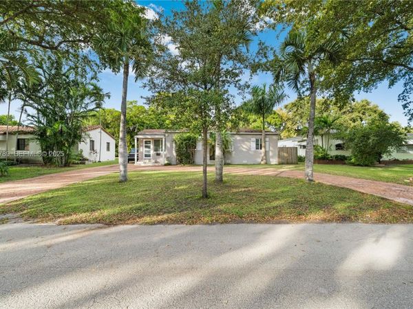 125 NW 88th St, El Portal, FL 33150