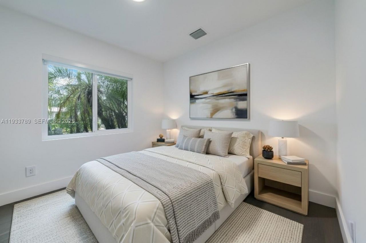 125 NW 88th St, El Portal, FL 33150 Photo