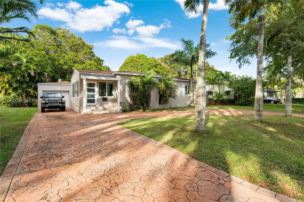 125 NW 88th St, El Portal, FL 33150 Photo