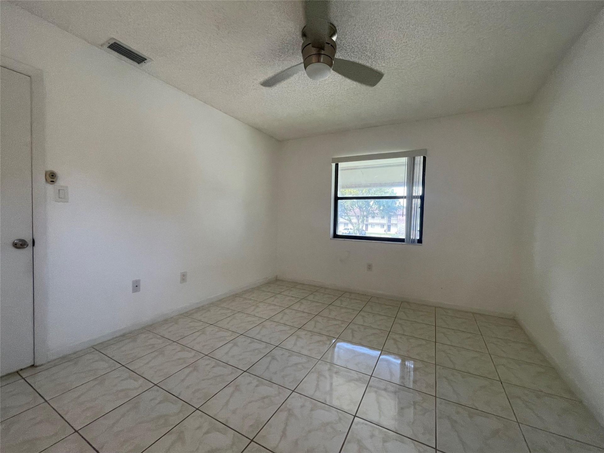 6040 Shakerwood Circle, Unit 205, Tamarac, FL 33319 Photo