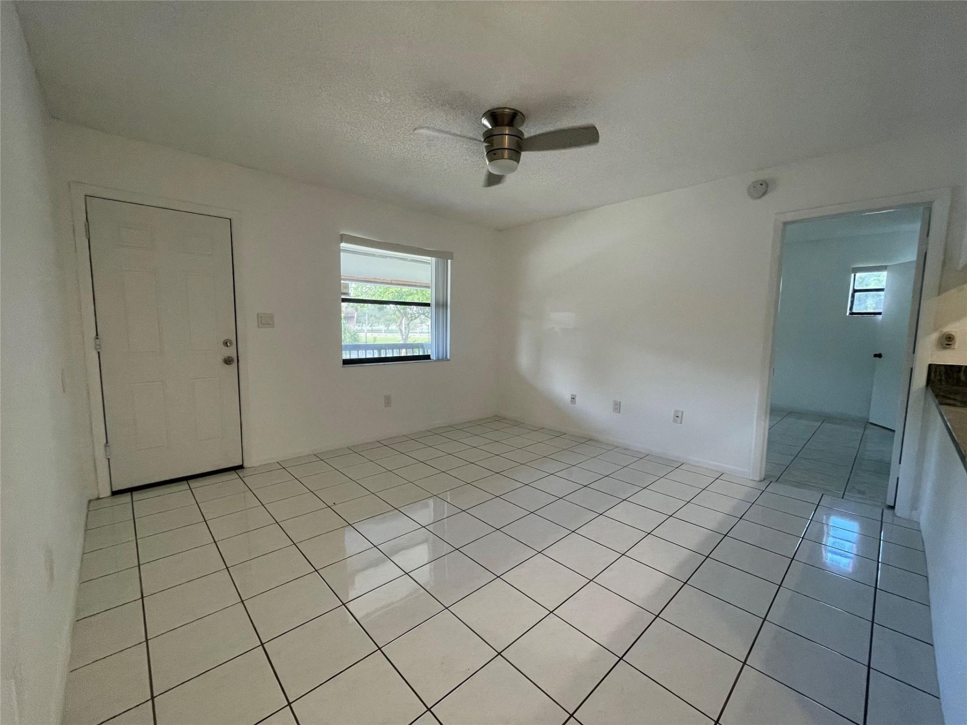 6040 Shakerwood Circle, Unit 205, Tamarac, FL 33319 Photo