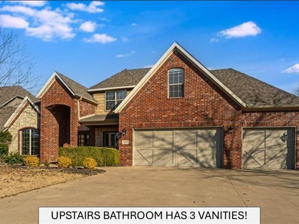 5201 SW Newcastle Road, Bentonville, AR 72713