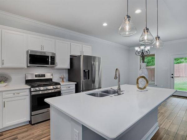 50 Crowder Drive, Benton, LA 71006