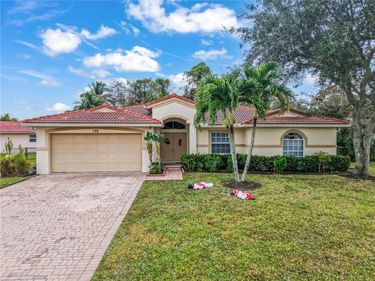 132 CHESTNUT CIRCLE, ROYAL PALM BEACH, FL 33411