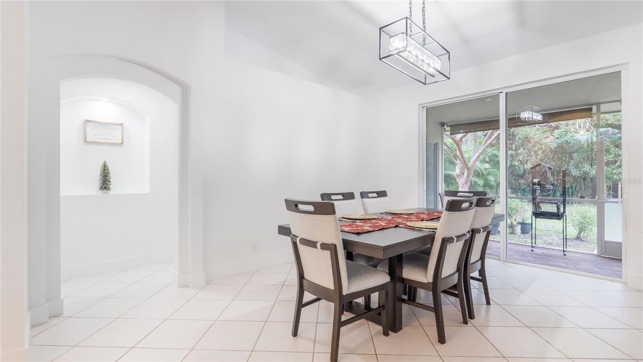 132 Chestnut Circle, Royal Palm Beach, FL 33411 Photo