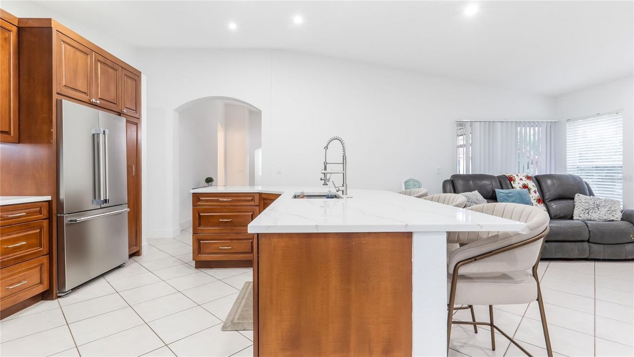 132 Chestnut Circle, Royal Palm Beach, FL 33411 Photo