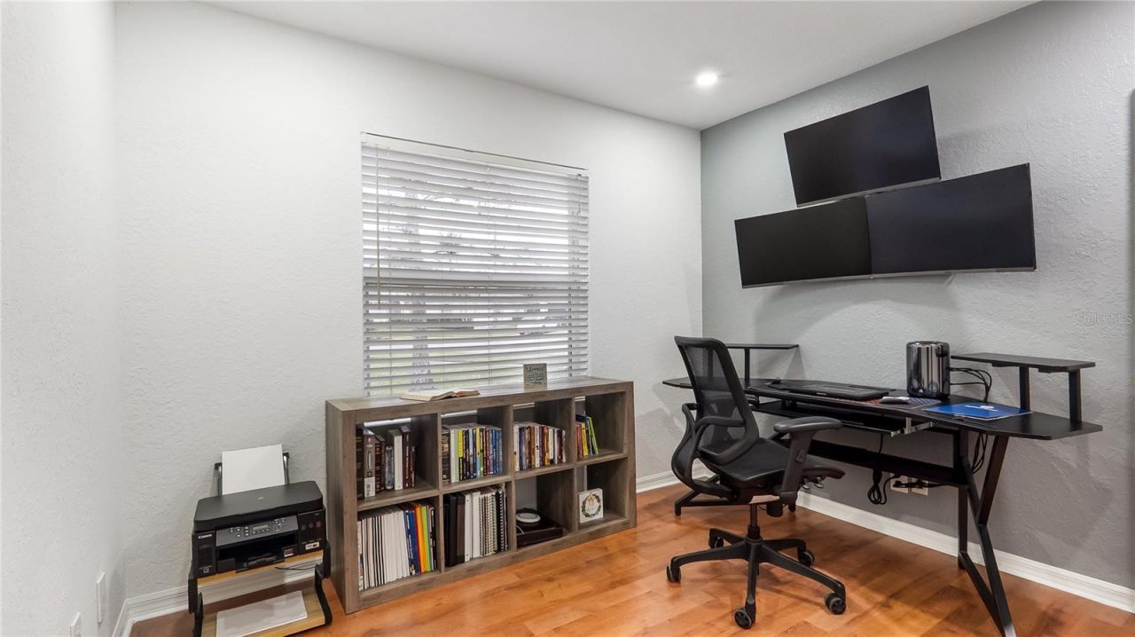 132 Chestnut Circle, Royal Palm Beach, FL 33411 Photo