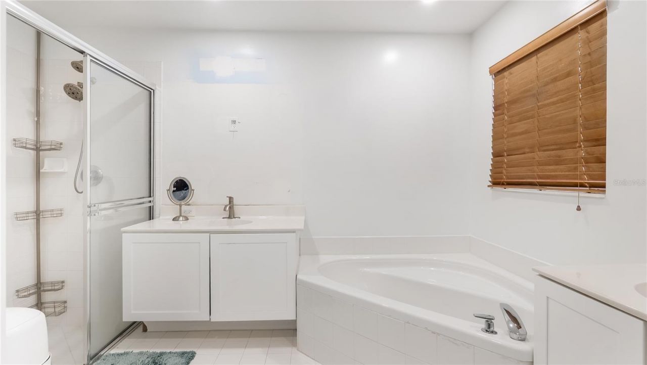 132 Chestnut Circle, Royal Palm Beach, FL 33411 Photo