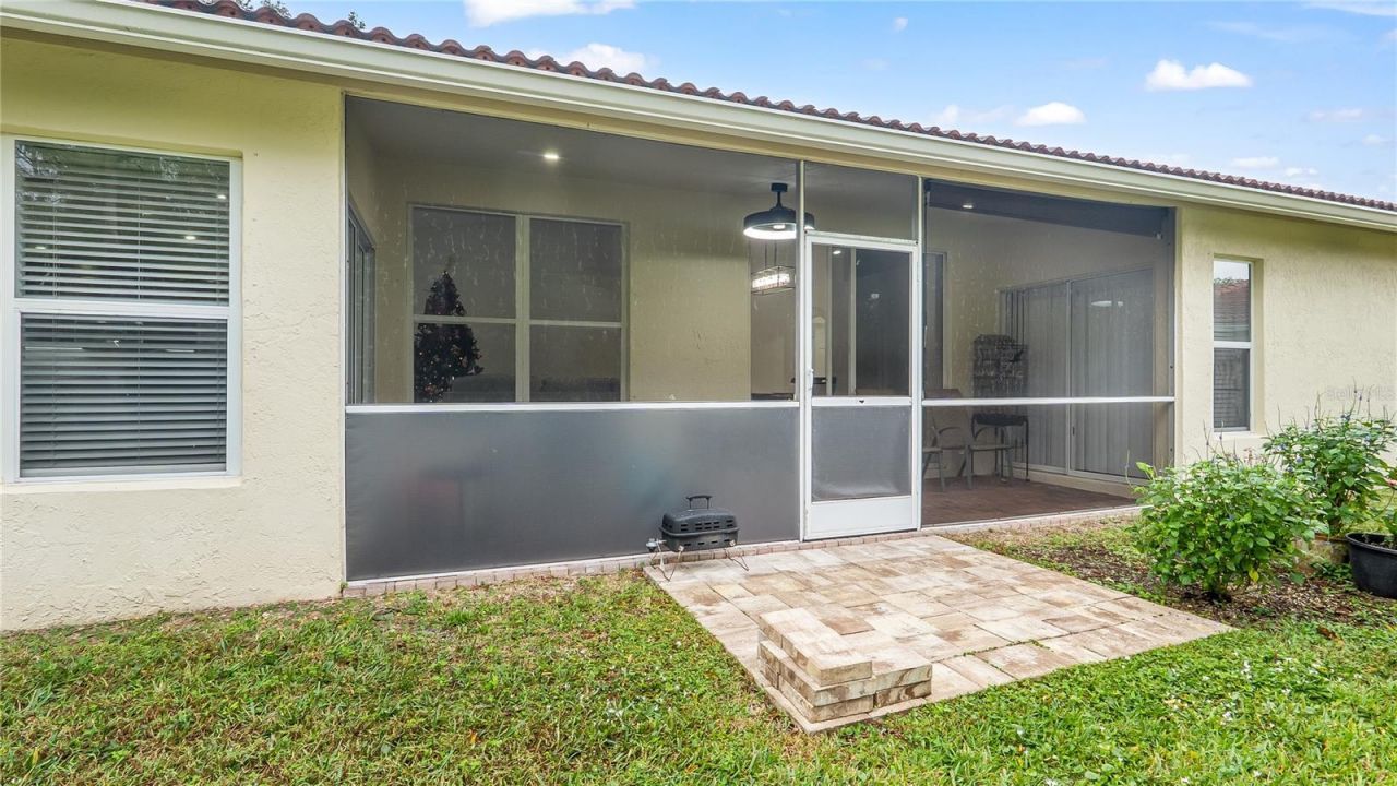 132 Chestnut Circle, Royal Palm Beach, FL 33411 Photo