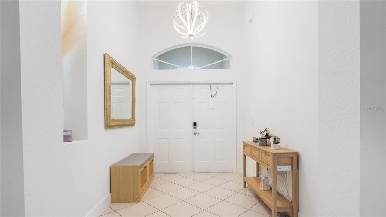 132 Chestnut Circle, Royal Palm Beach, FL 33411 Photo