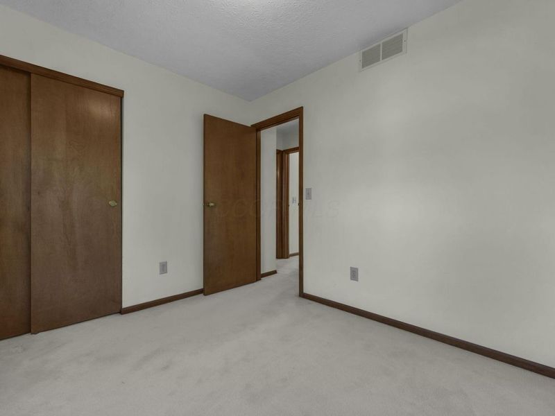 7456 Mapleleaf Court, Columbus, OH 43235 Photo 27