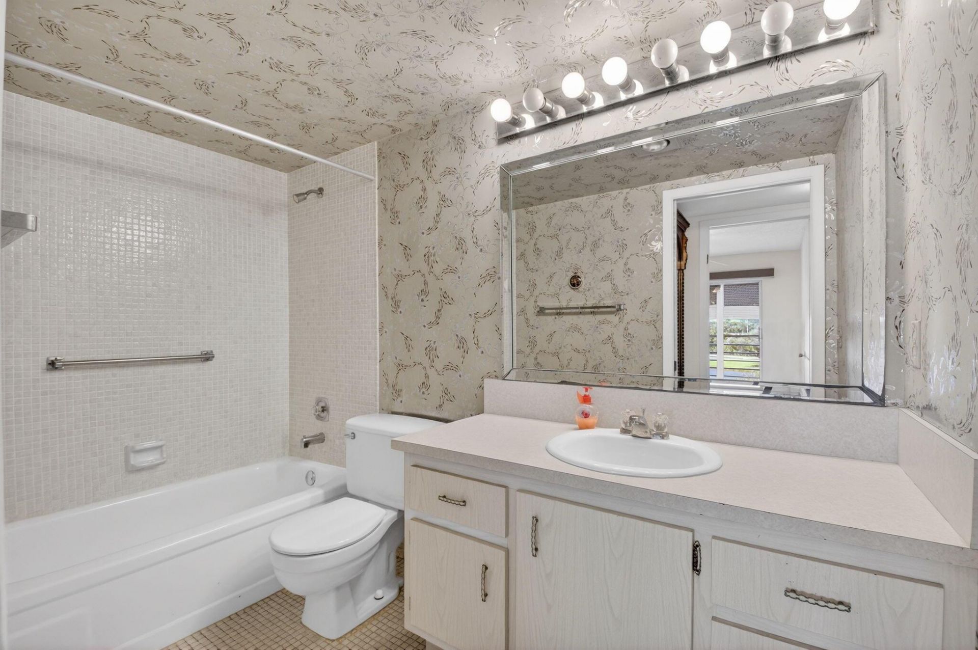 3044 Lincoln, Unit C, Boca Raton, FL 33434 Photo