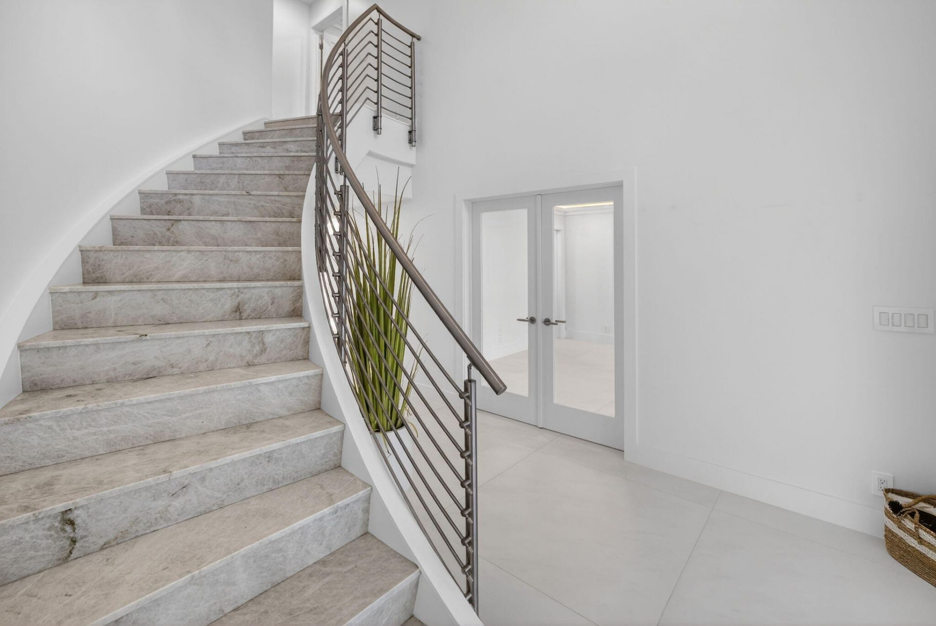 3316 NE 37th Street, Fort Lauderdale, FL 33308 Photo