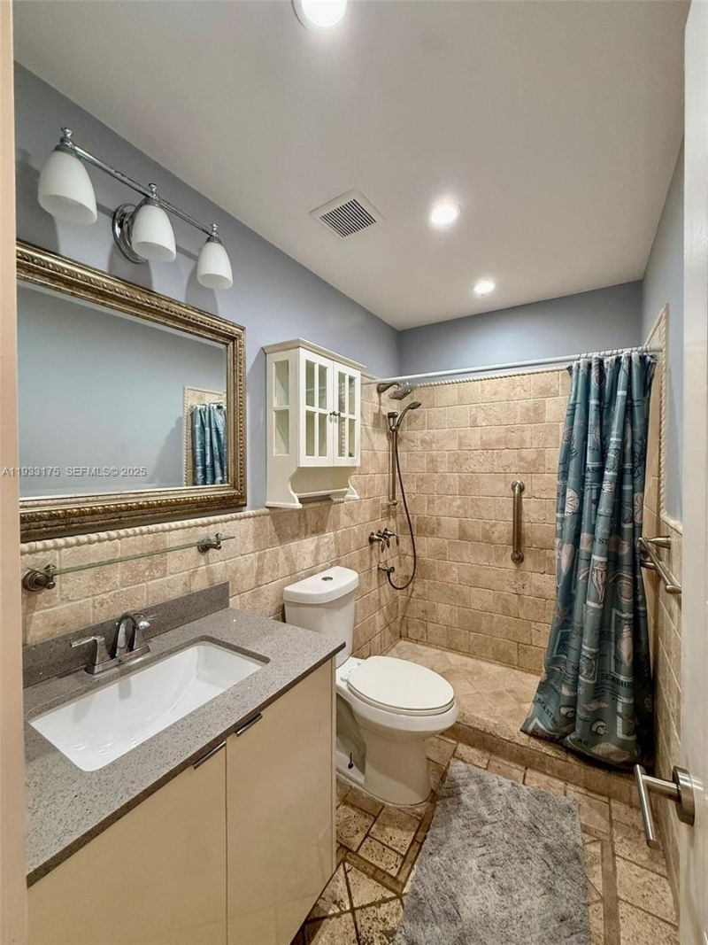 Please Call For Address, Miami, FL 33165 Photo