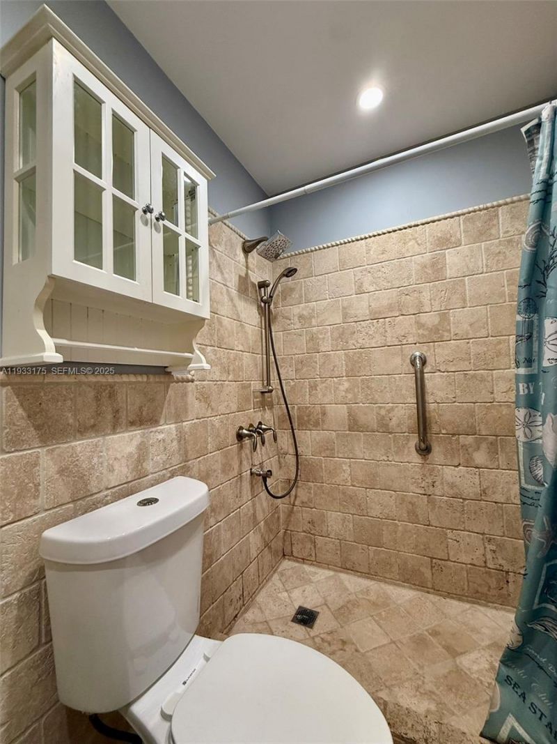 Please Call For Address, Miami, FL 33165 Photo