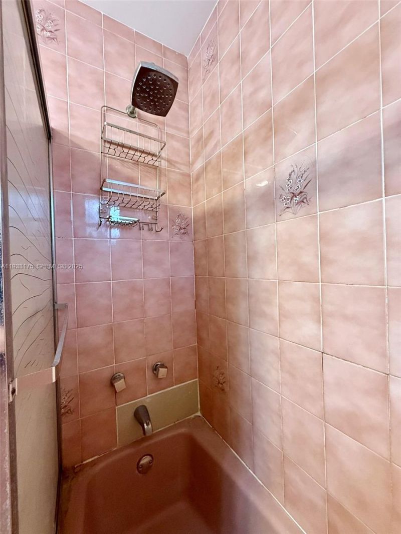 Please Call For Address, Miami, FL 33165 Photo