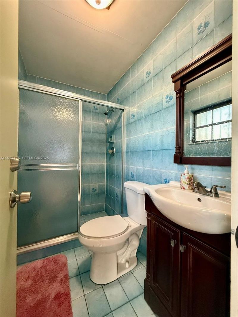 Please Call For Address, Miami, FL 33165 Photo