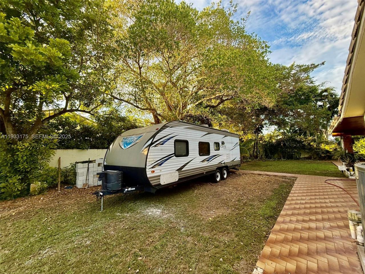 Please Call For Address, Miami, FL 33165 Photo