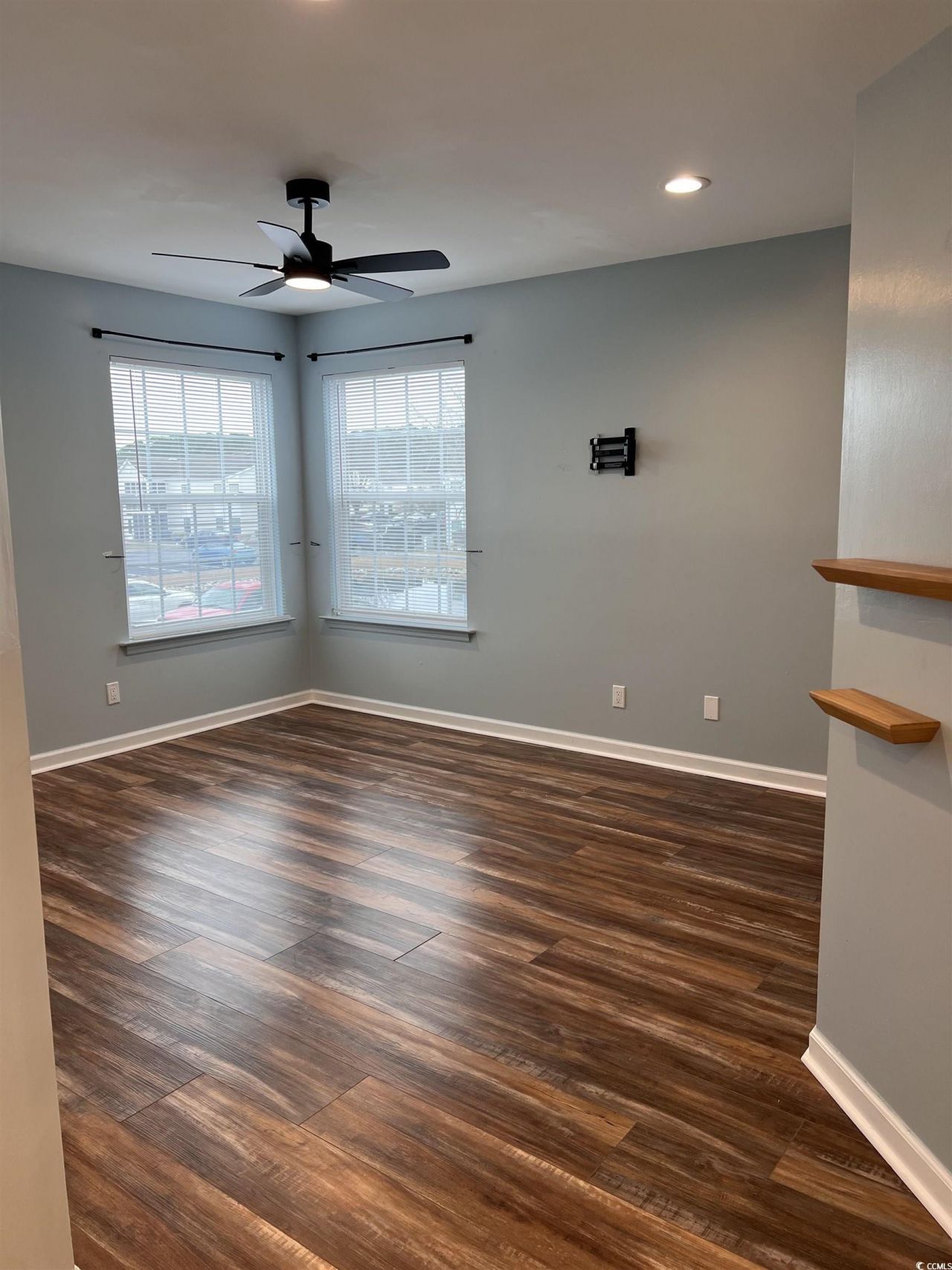 2258 Huntingdon Dr. Photo 4