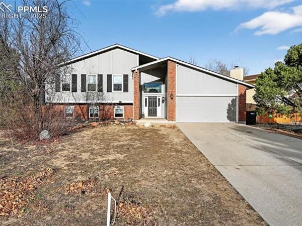 7630 Safari Circle, Colorado Springs, CO 80920