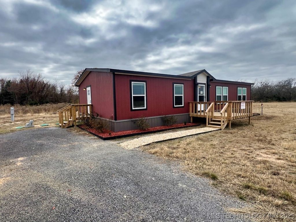6547 Gentle Wake Way, Madill, OK 73439 Main Photo