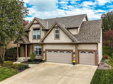 10229 N Avalon Avenue, Kansas City, MO 64154