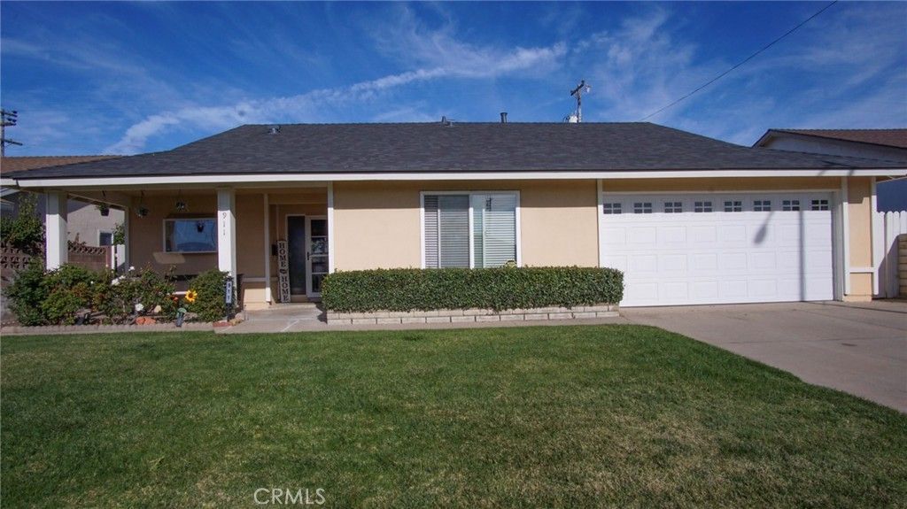 911 E Evergreen Avenue, Santa Maria, CA 93454 Main Photo