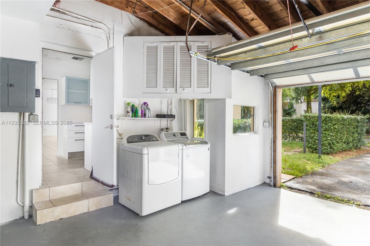 1114 Genoa St, Coral Gables, FL 33134 Photo