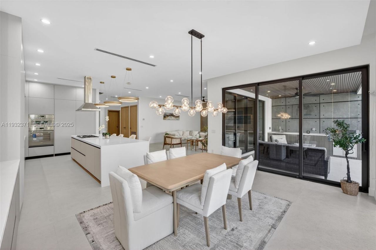 1013 SE 9th St, Fort Lauderdale, FL 33316 Photo