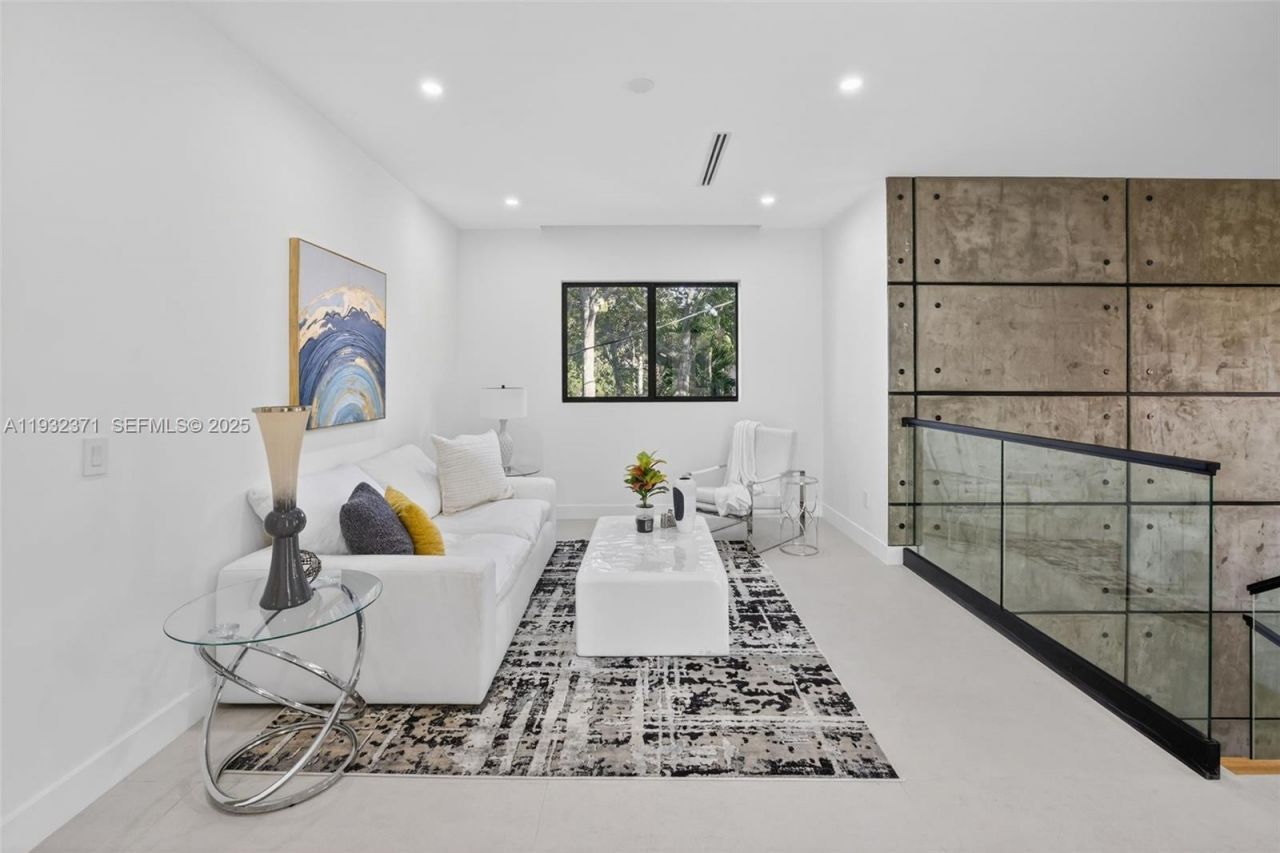 1013 SE 9th St, Fort Lauderdale, FL 33316 Photo