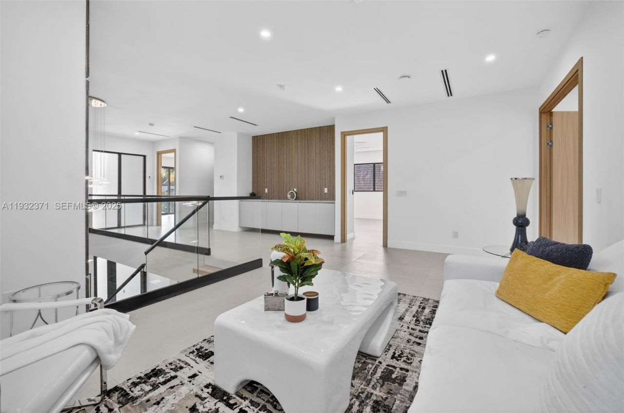 1013 SE 9th St, Fort Lauderdale, FL 33316 Photo