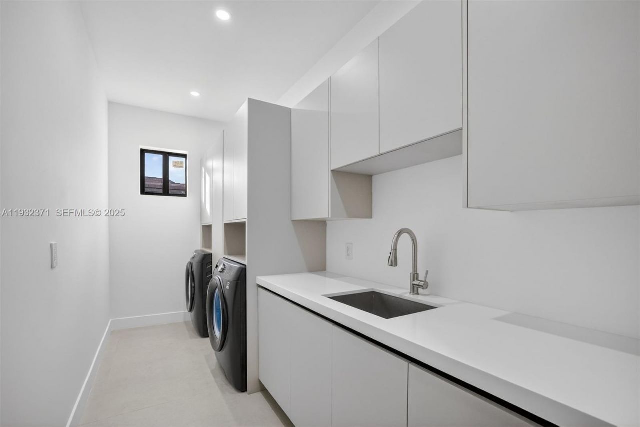 1013 SE 9th St, Fort Lauderdale, FL 33316 Photo