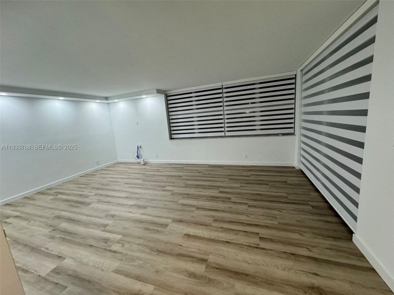 20441 NE 30th Ave, Unit 214-9, Aventura, FL 33180 Photo