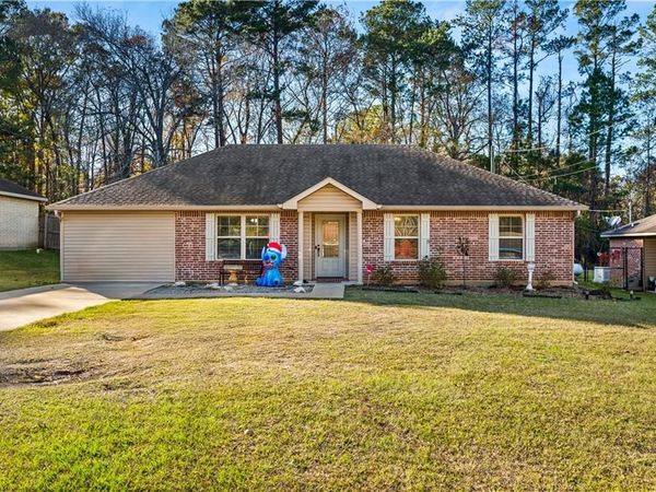 235 ELAINE Road, Dry Prong, LA 71423
