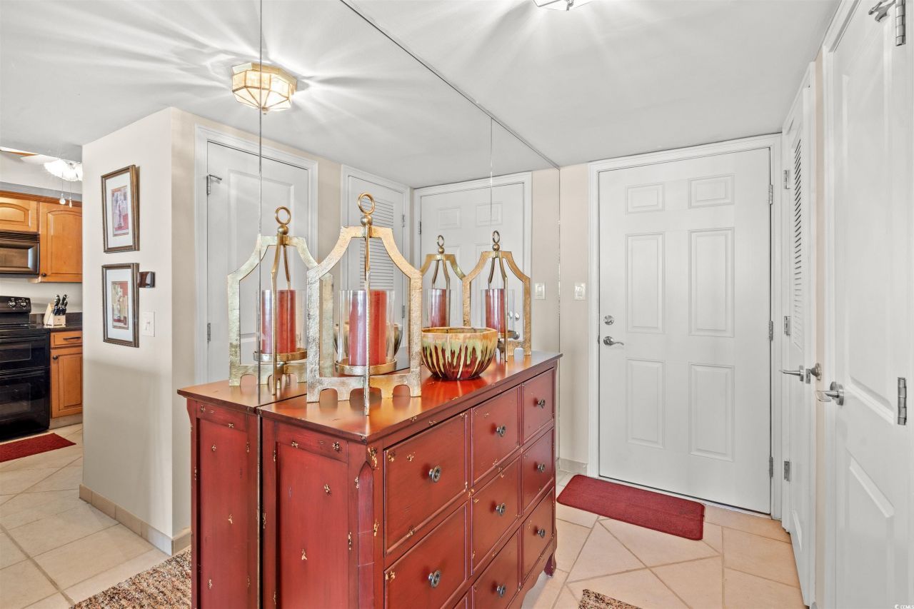 10200 Beach Club Dr. Photo 11