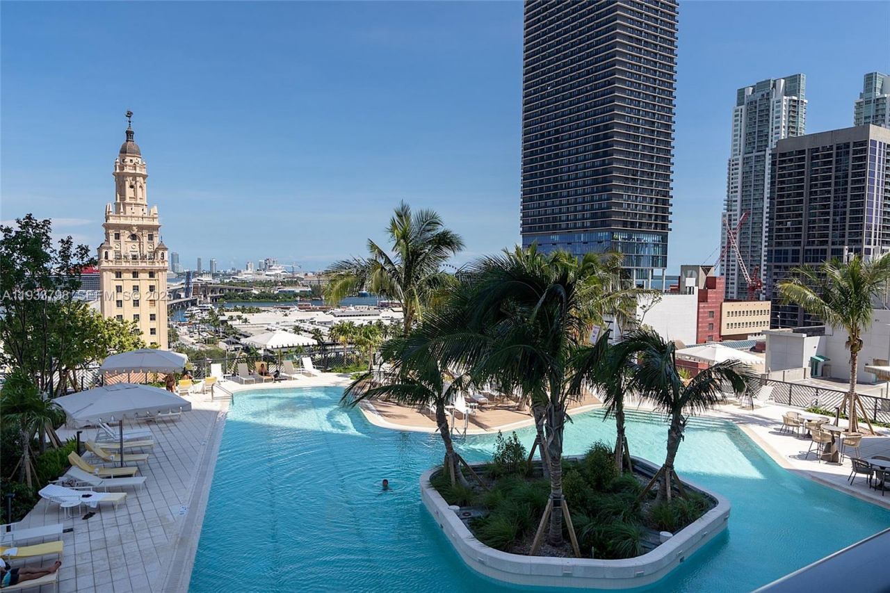 159 NE 6th St , Unit 5015, Miami, FL 33132 Photo