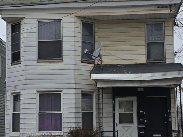 71 N Brandywine Avenue, Schenectady, NY 12307